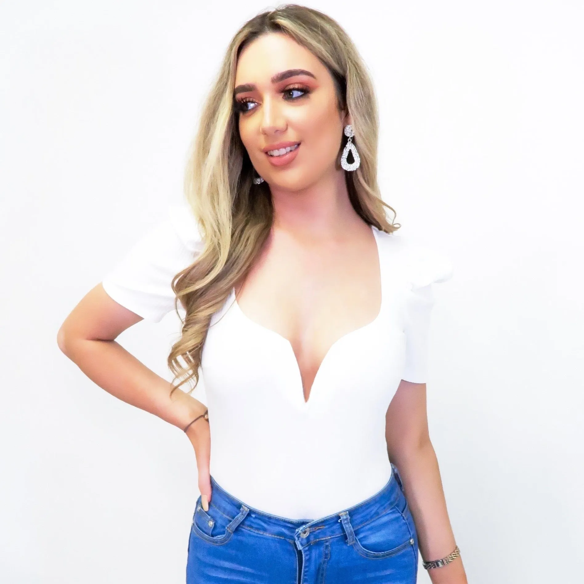 Aoife Basic White Pleated Shoulder Puff Sleeve V-Neck Bodysuit