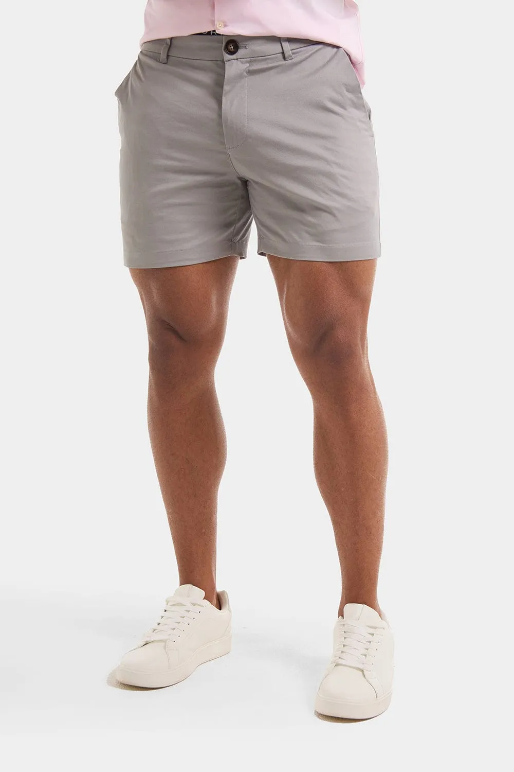 Athletic Fit Chino Shorts 5" in Pale Grey