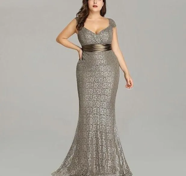 Elegant Mermaid Vintage Party Gown