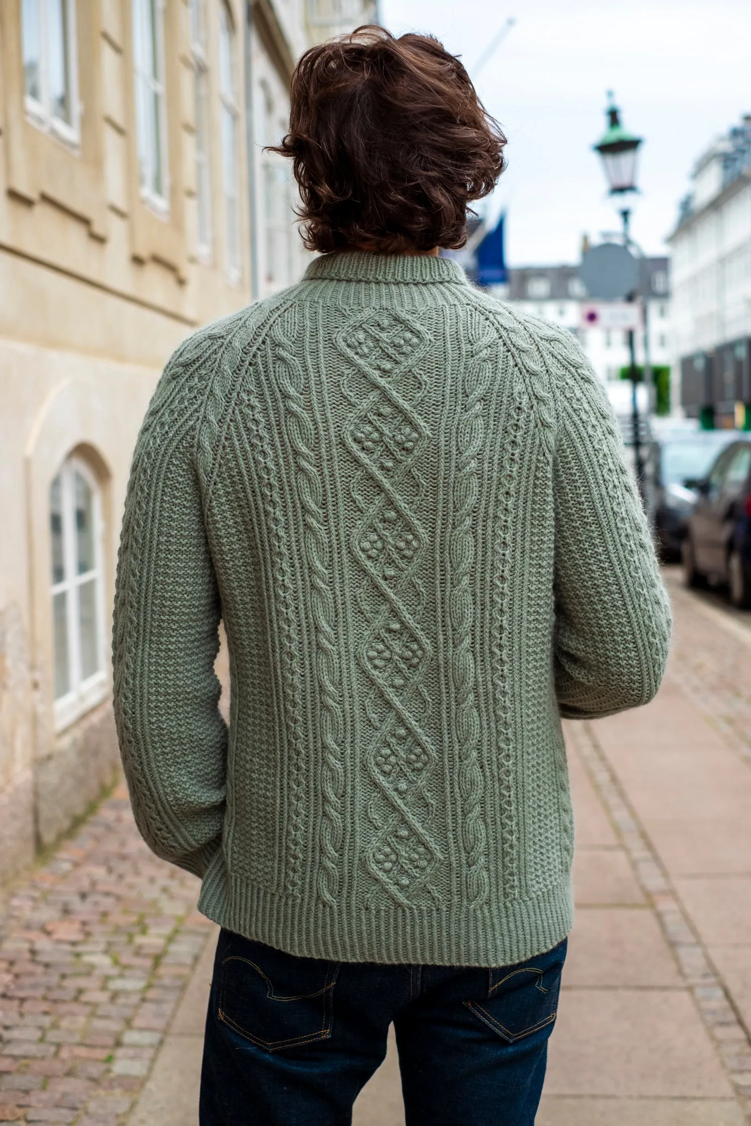 Knits to Wear: Effortless Patterns by Kutova Kika, Veronika Lindberg