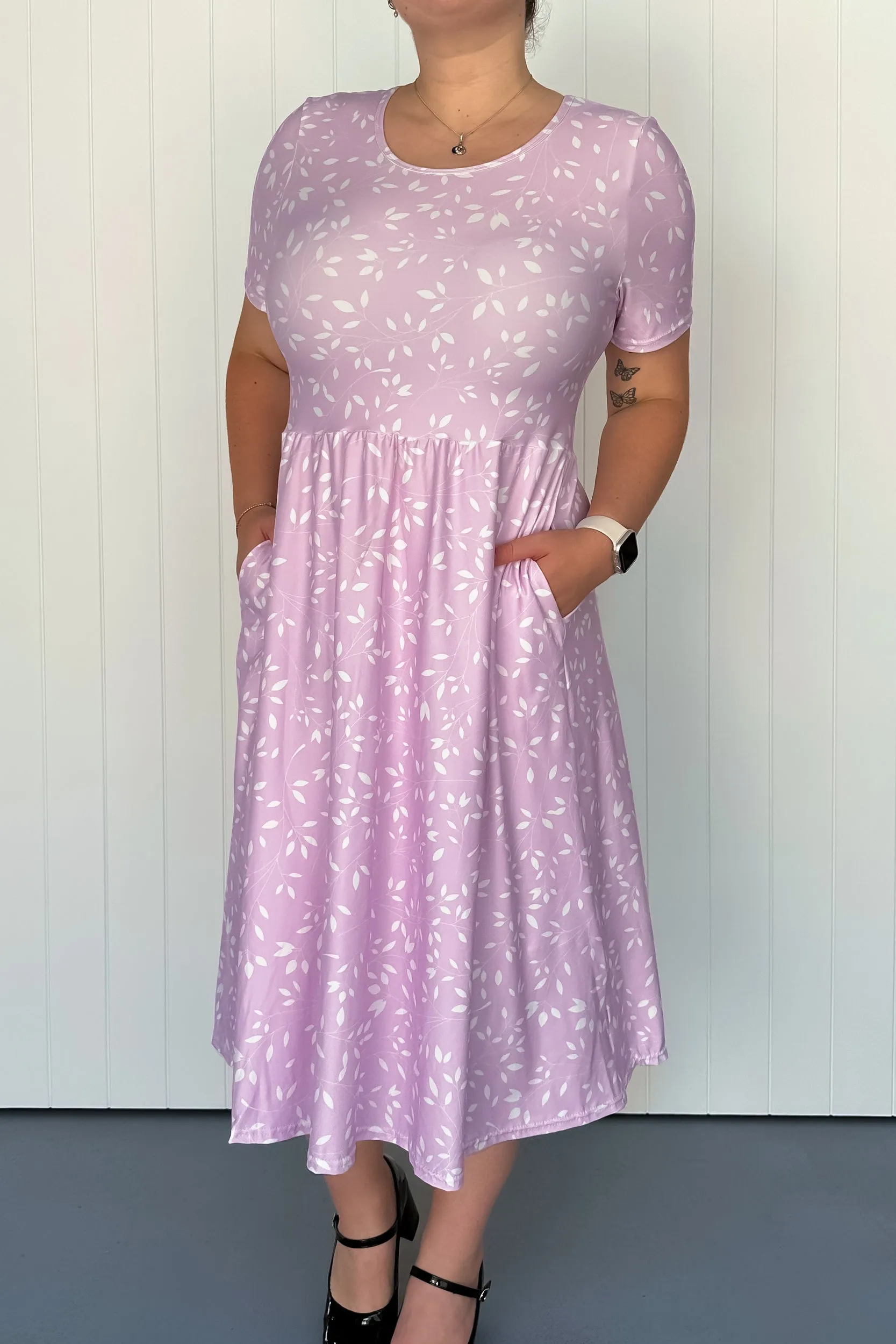 Lilac Petals - Midi Dress - Short Sleeve - Pockets
