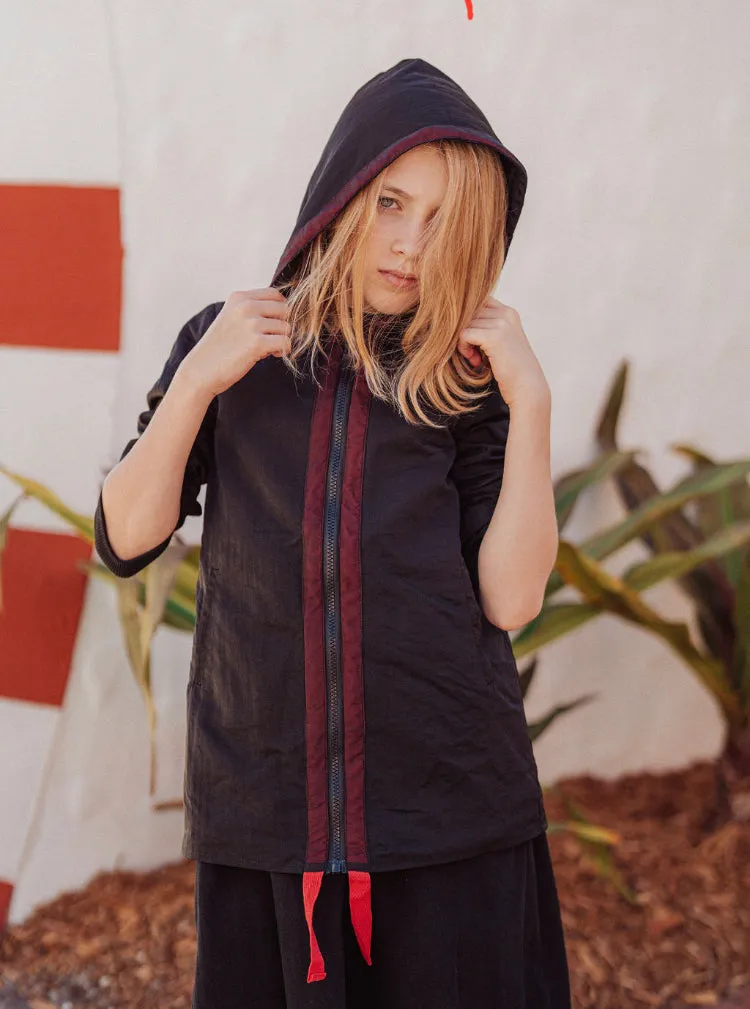 Mini Nod Black/Red Spring Rain Pull Jacket