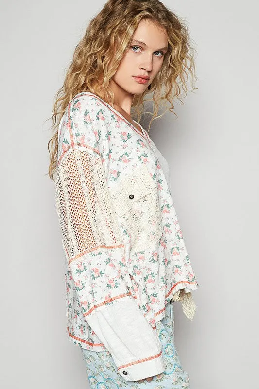 POL Floral Crochet Patch V-Neck Top in Off White | URBAN ECHO SHOP