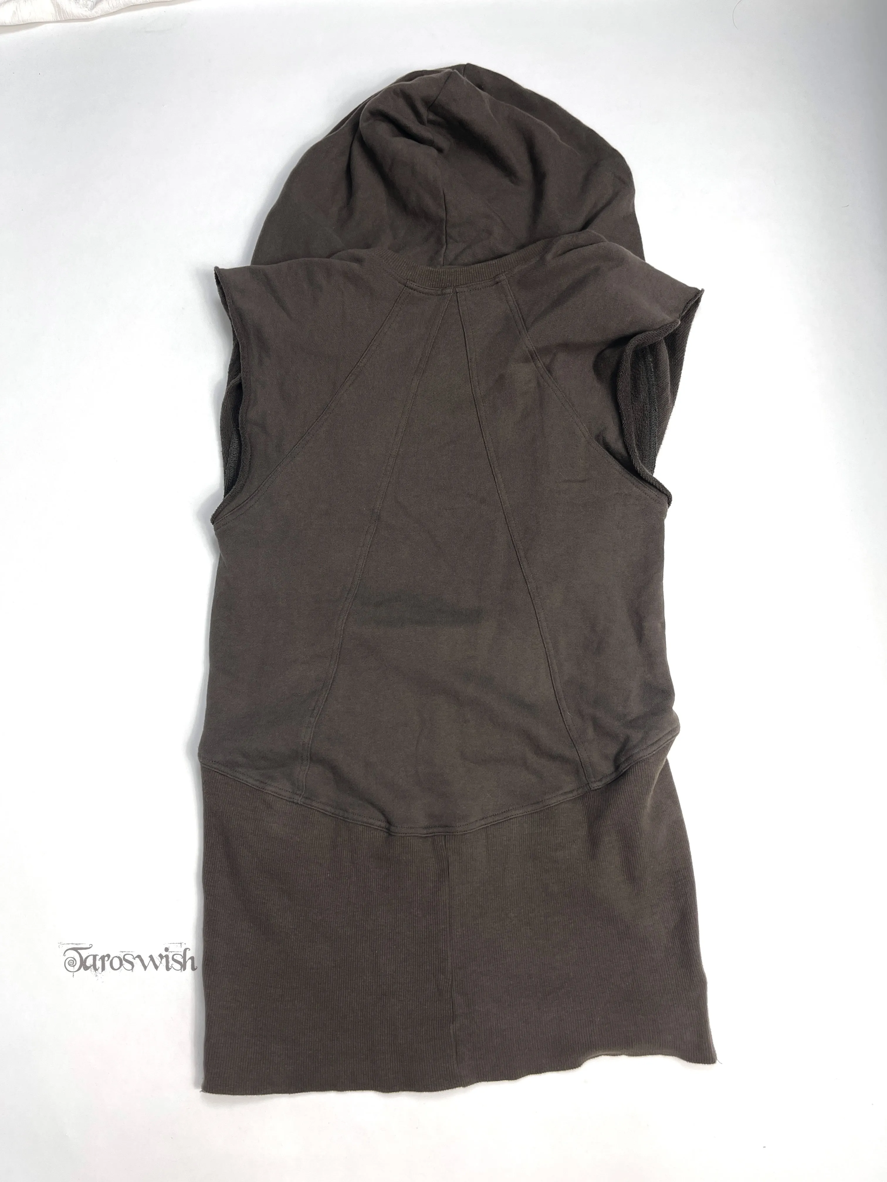    Structured sleeveless hoodie